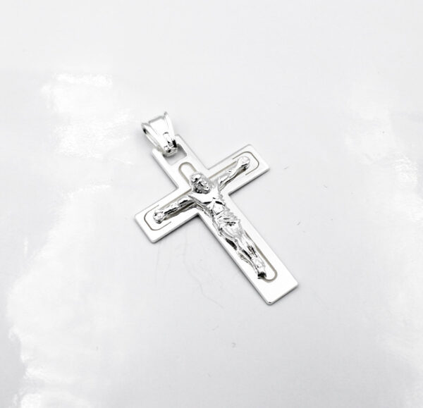 Cruz con cristo en Plata Ley 925 - Imagen 5