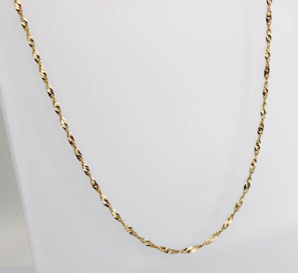 Cadena modelo singapur en Oro 18K. 50cm