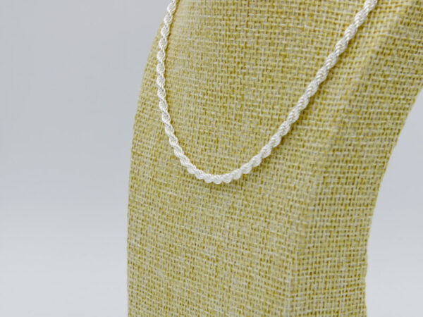 Cordón modelo Salomónico o Calabrote en Plata Ley 925.
