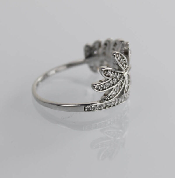 Sortija Forma de Hoja con circonitas en Plata Ley - Imagen 3