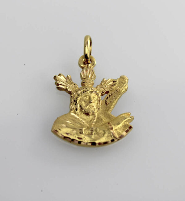 Medalla Gran Poder de Dos Hermanas. silueta en oro 18k