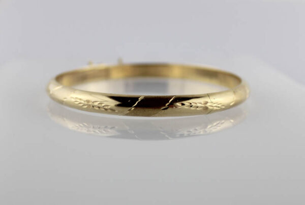 Pulsera media caña Labrada y ovalada en Oro 18 k - Imagen 4