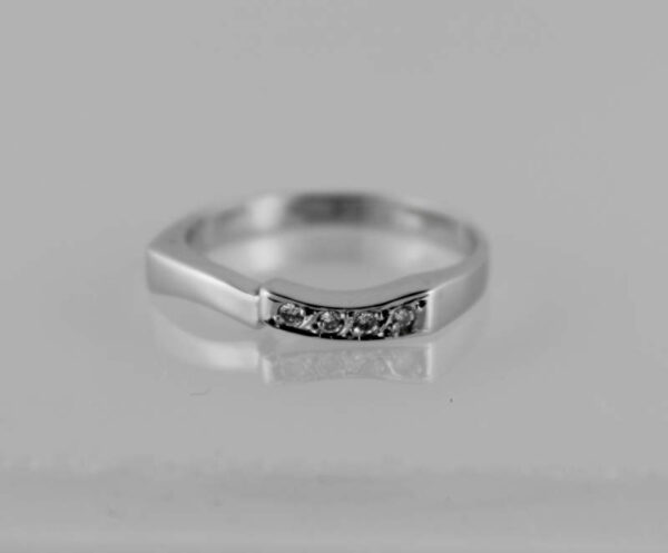 Sortija  Oro Blanco 18 k y piedras Circonitas - Imagen 4