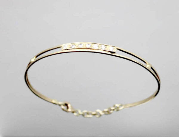 Pulsera Hilo Semirígida Ovalada con Circonitas en Oro - Imagen 5