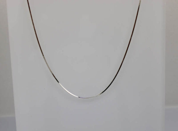 Cadena Serpiente cuadrada en Plata ley 925. 45cm