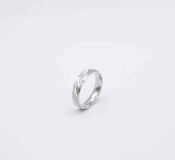 Alianza Plata Ley Unisex tallada 4 mm - Imagen 2