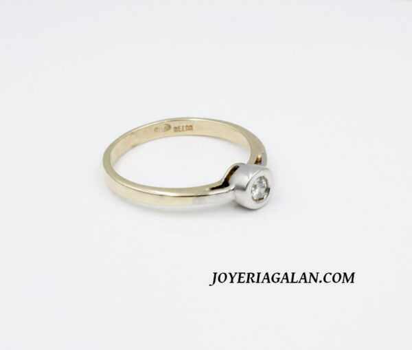 Anillo de Compromiso en Circonita Oro 18k
