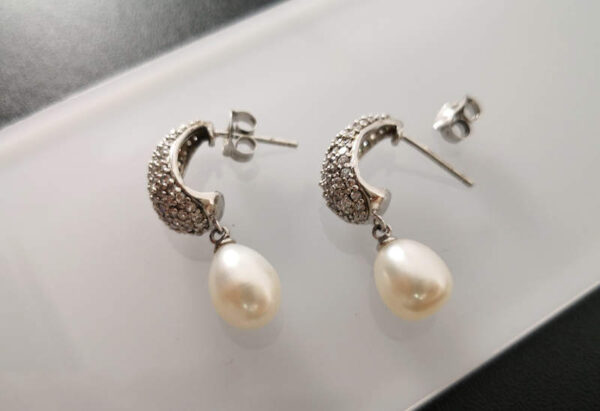 Pendientes Perlas y circonitas en Plata ley rodiada