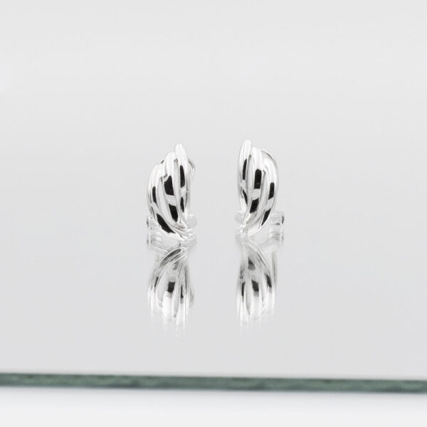 Pendientes Marca Silver Diez en Plata Ley 925 Cierre Omega - Imagen 2