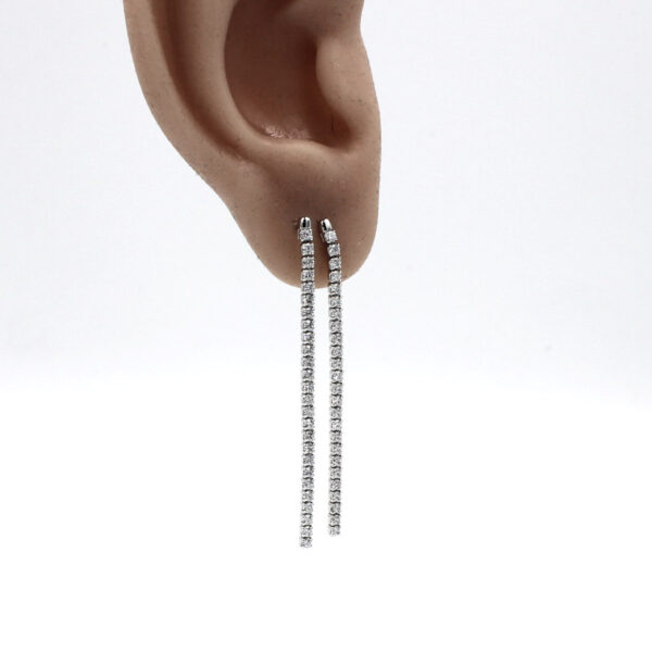 Pendientes largos DS6020.00 Duward circonitas. Plata Rodiada