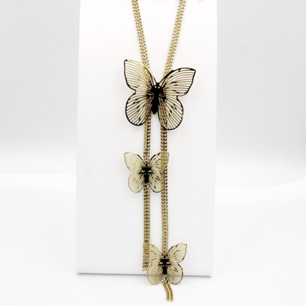 Gargantilla tres mariposas largas en acero dorado