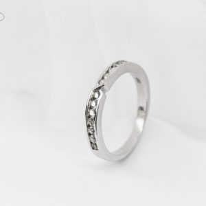 Sortija Plata Ley con Piedras Circonitas