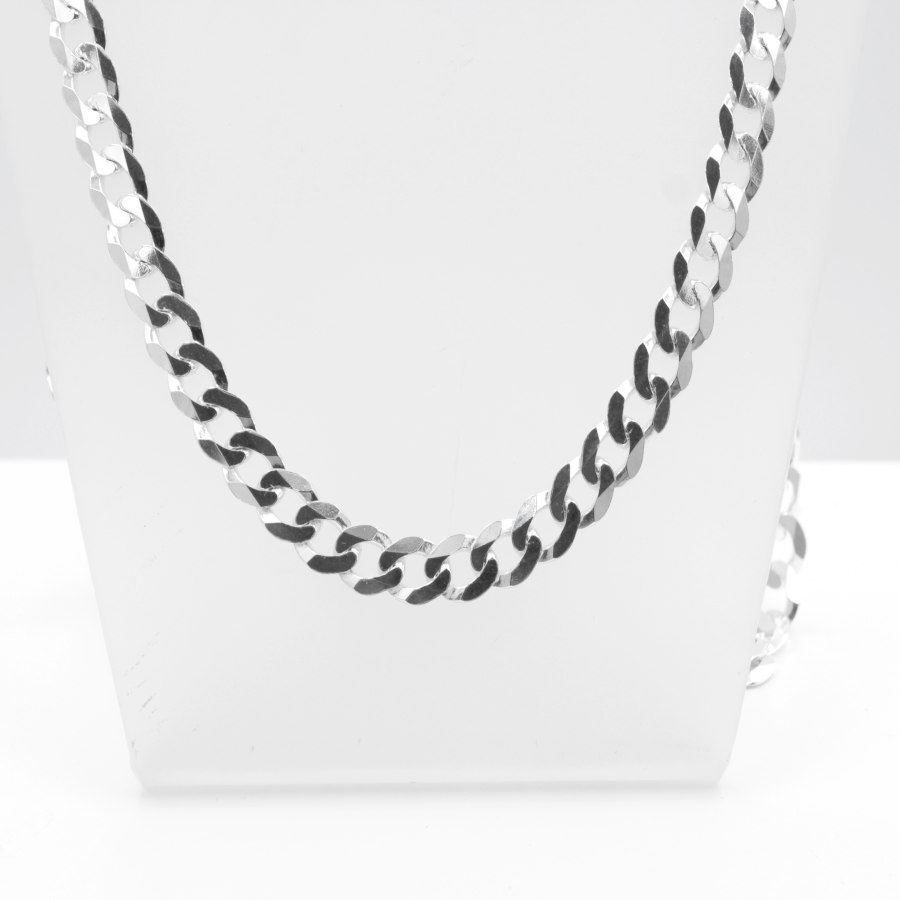 Cadena modelo Barbada en Plata de Ley 925.