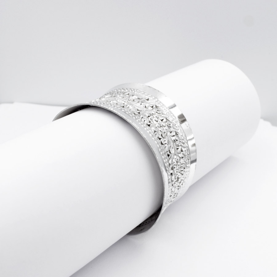 Pulsera Rígida y tallada. Abierta ancha en Plata Ley 925 - Imagen 5