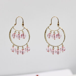 Aros adornados con Piedras Rosa de Francia en Oro de 18k